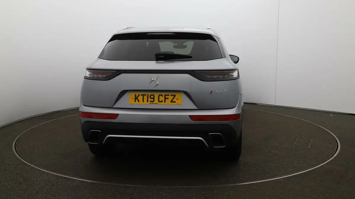 2019-ds-ds-7-crossback-20bluehdi-performance-line-big-6