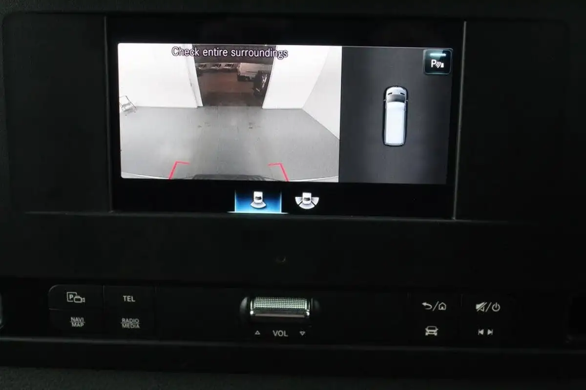 2021-mercedes-benz-sprinter-big-50
