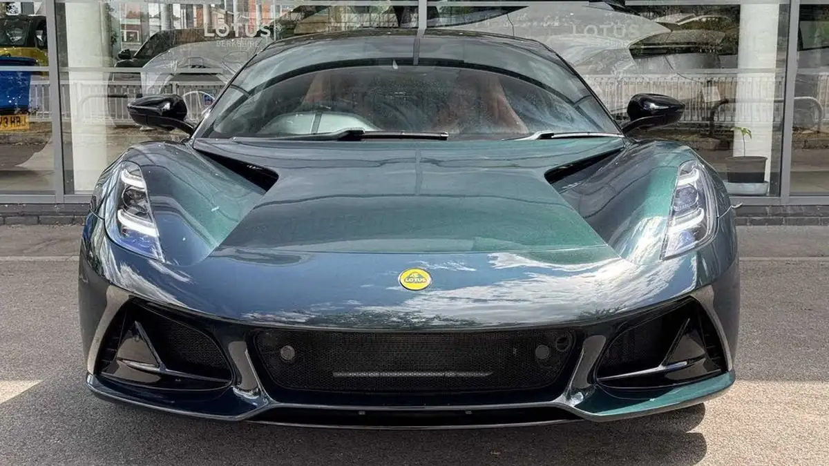 2023-lotus-emira-35-first-edition-v6-big-30