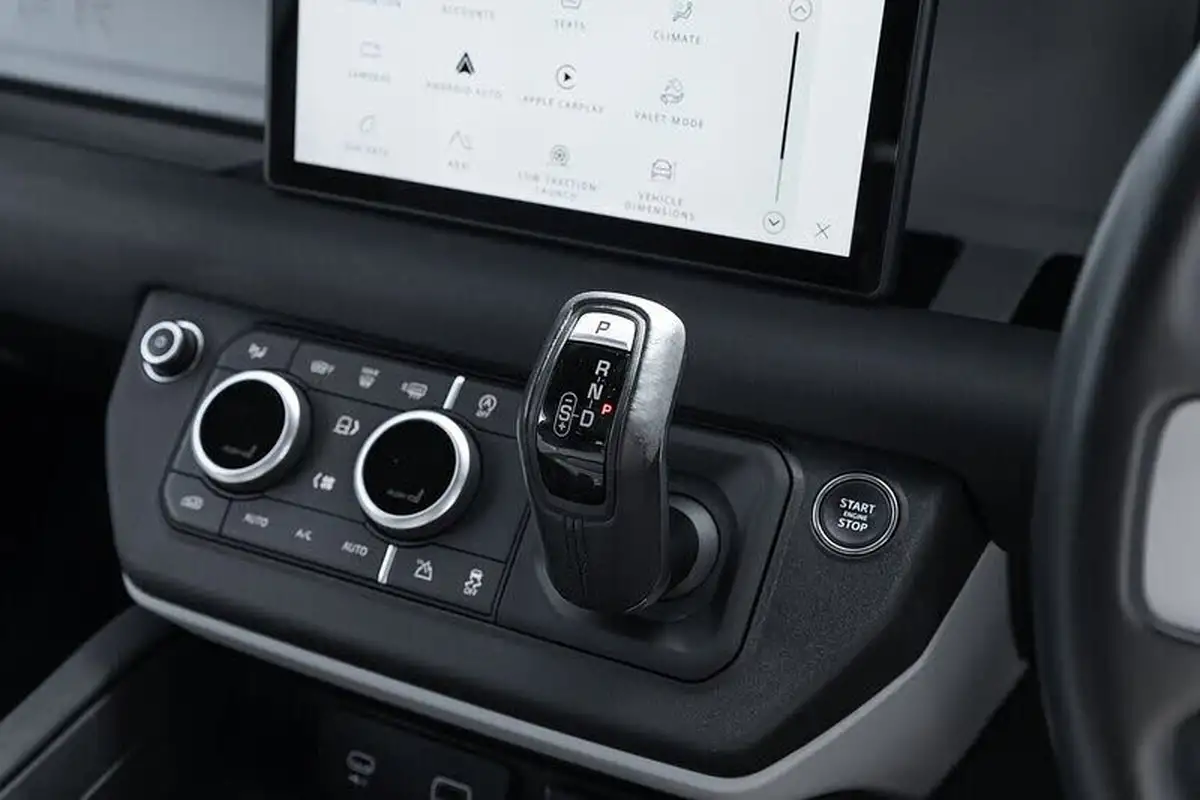 2022-land-rover-90-defender-30-d250-x-dynamic-se-big-9