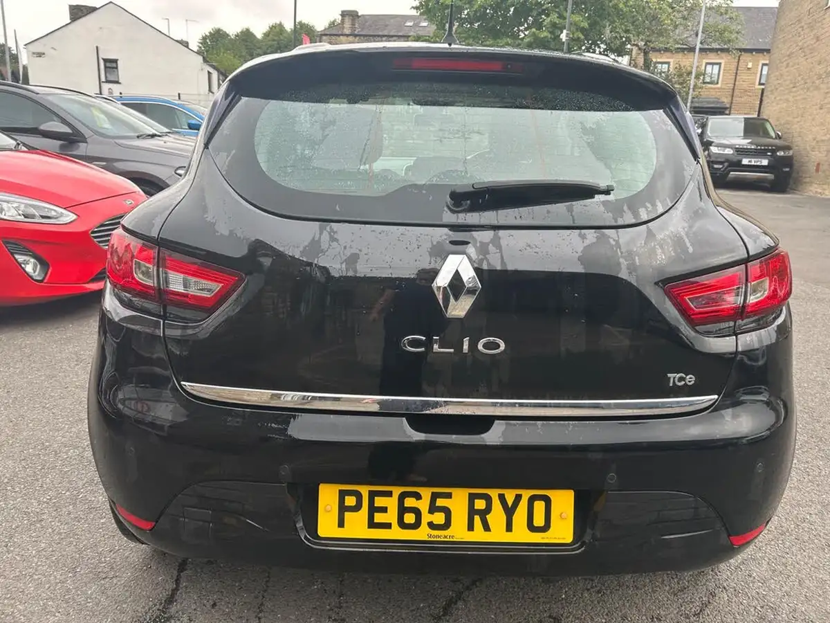 2015-renault-clio-09-tce-dynamique-s-nav-big-5