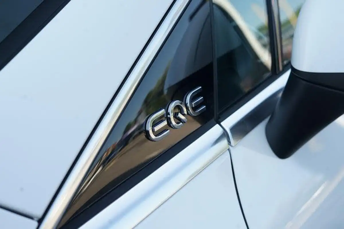 2023-mercedes-benz-eqe-e-eqe-300-amg-line-premium-plus-big-16