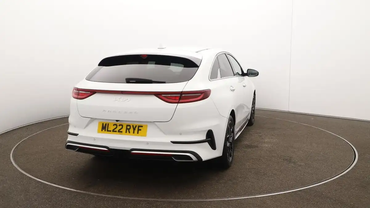 2022-kia-pro-ceed-15-t-gdi-gt-line-big-57