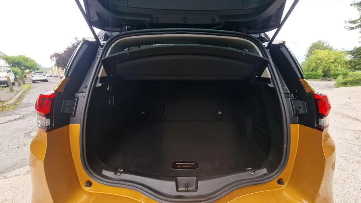 2016-renault-scenic-15dci-dynamique-s-nav-edc-auto-big-15