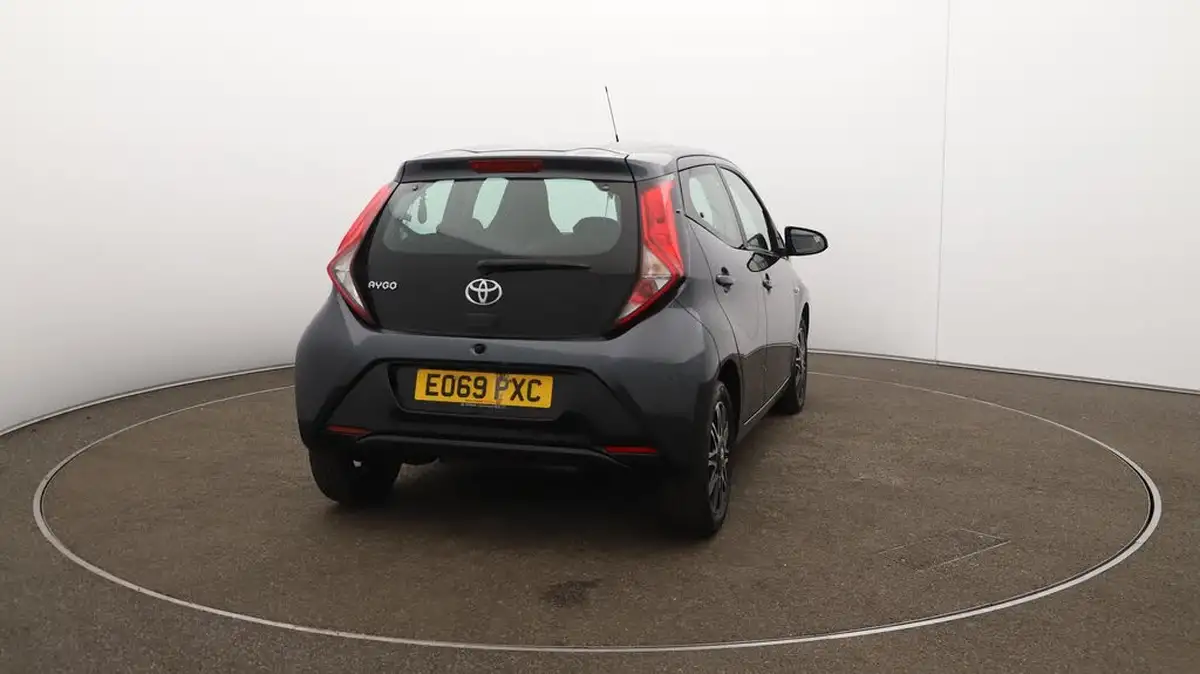 2019-toyota-aygo-10-vvt-i-x-play-tss-x-shift-big-55