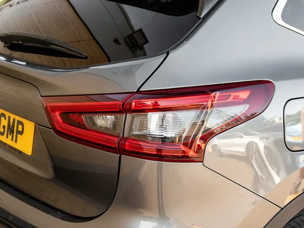 2019-nissan-qashqai-13-dig-t-tekna-140ps-big-8