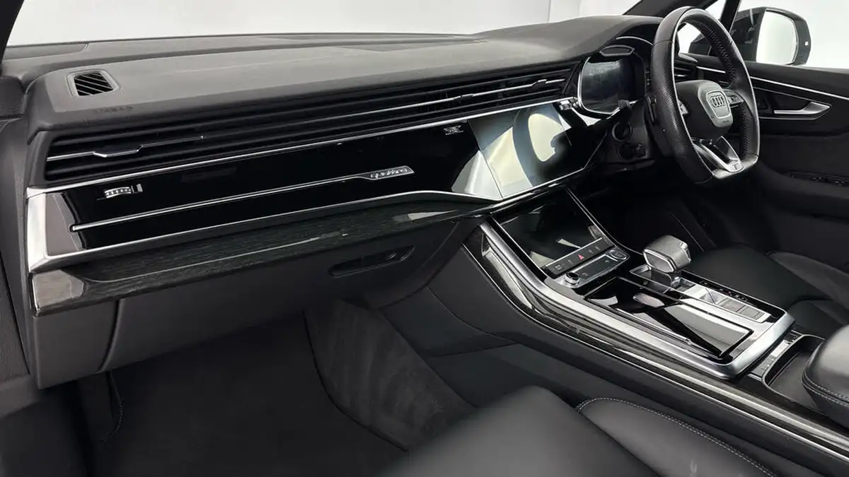 2020-audi-q7-30-50-tdi-black-edition-big-9