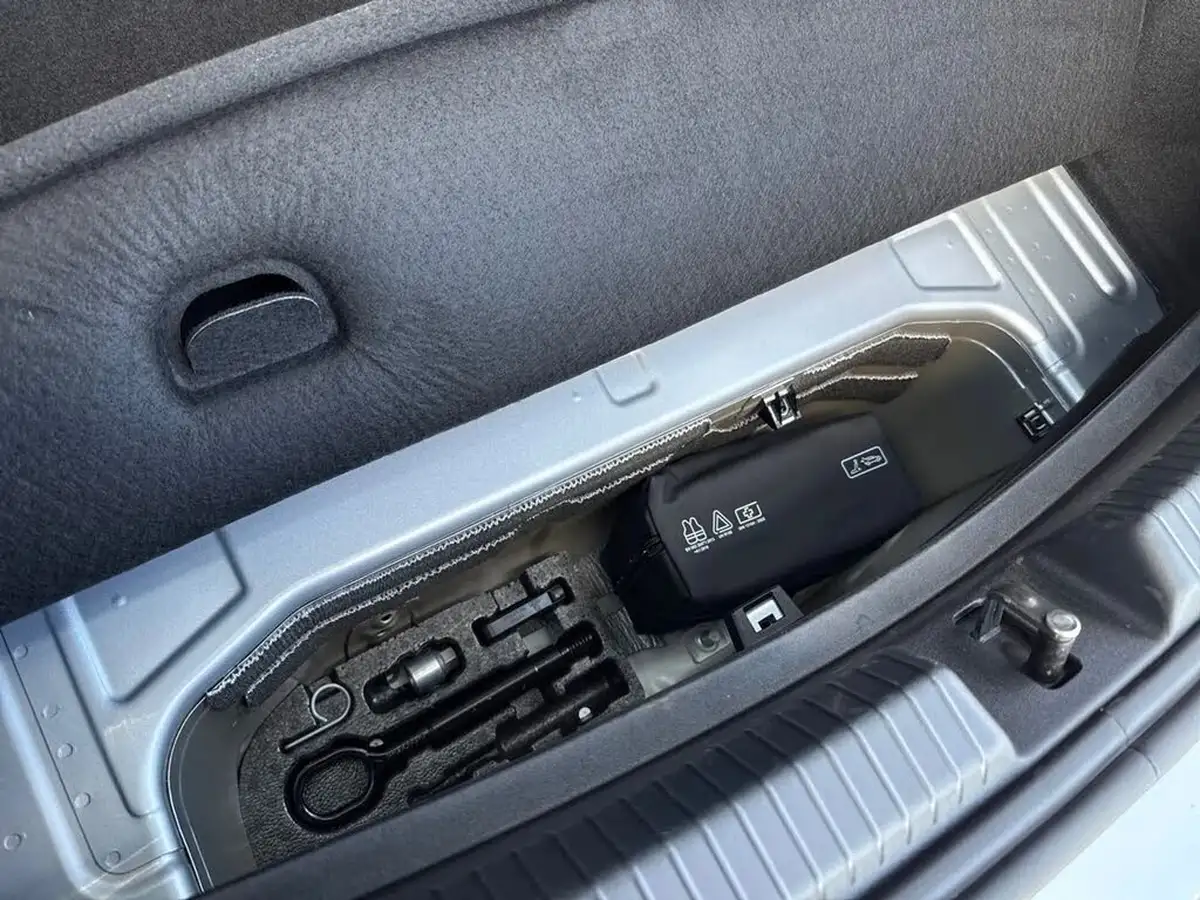 2024-cupra-born-e-v3-230ps-77kwh-e-boost-big-30