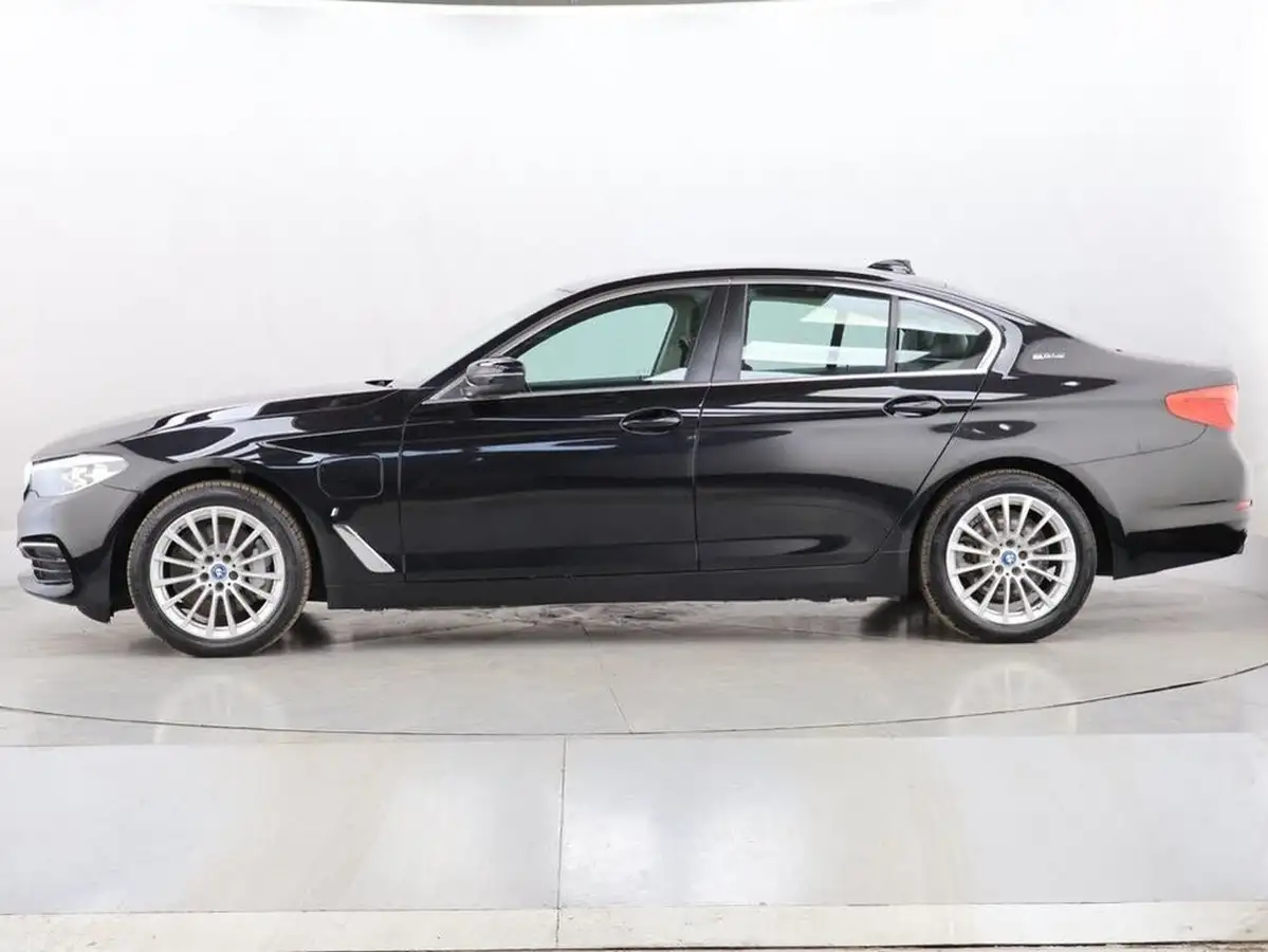 2019-bmw-5-series-20-530e-se-auto-big-5
