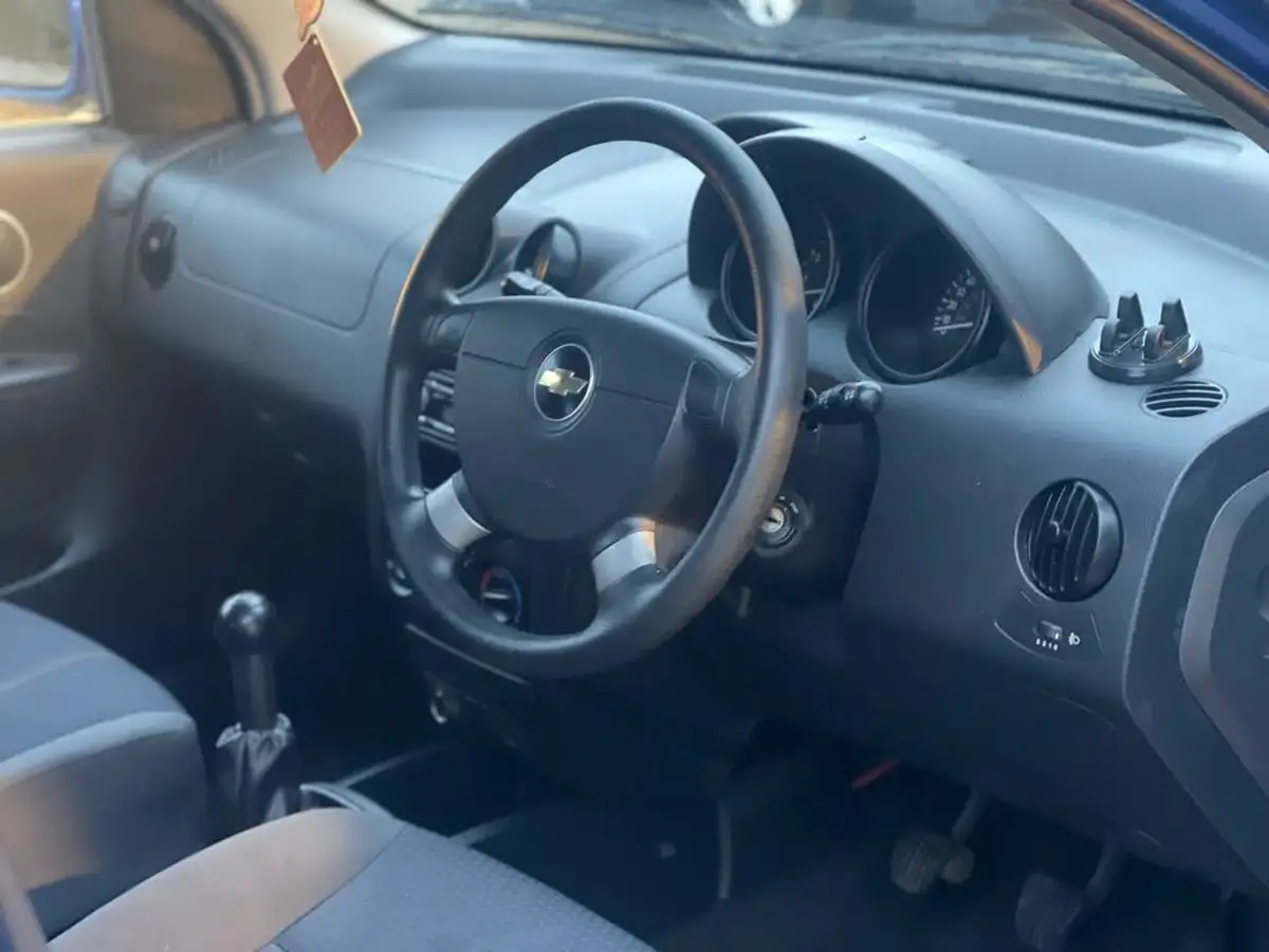 2008-chevrolet-kalos-12-se-big-10