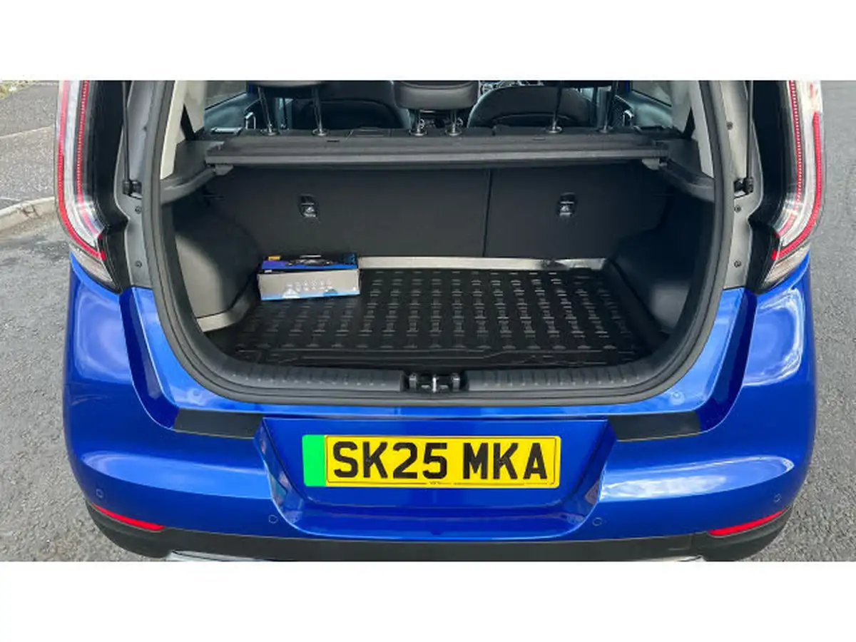 2024-kia-soul-ev-explore-big-3