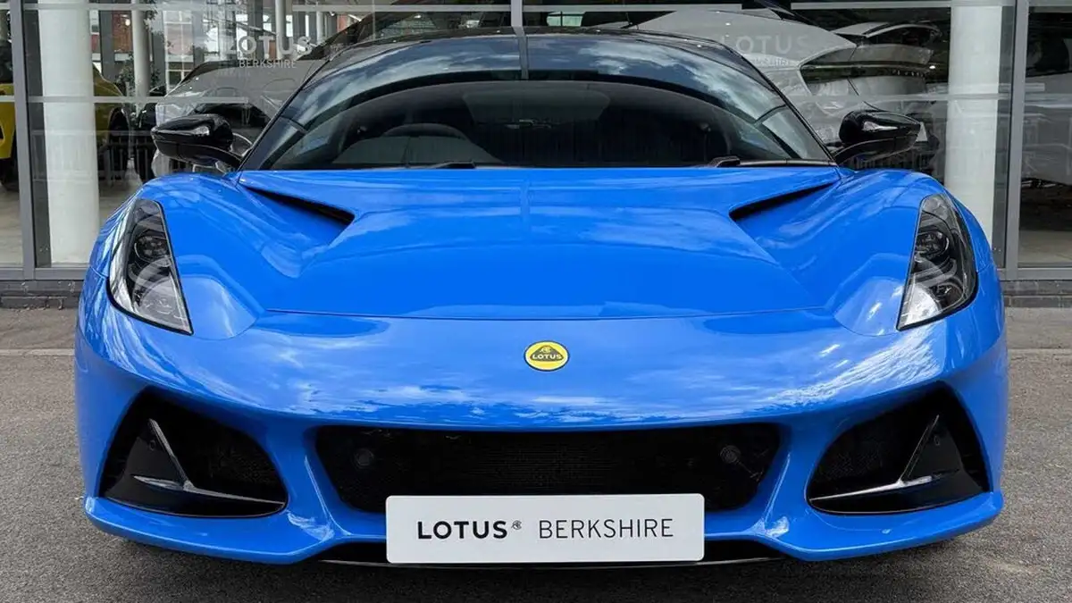 2024-lotus-emira-35-first-edition-v6-big-2