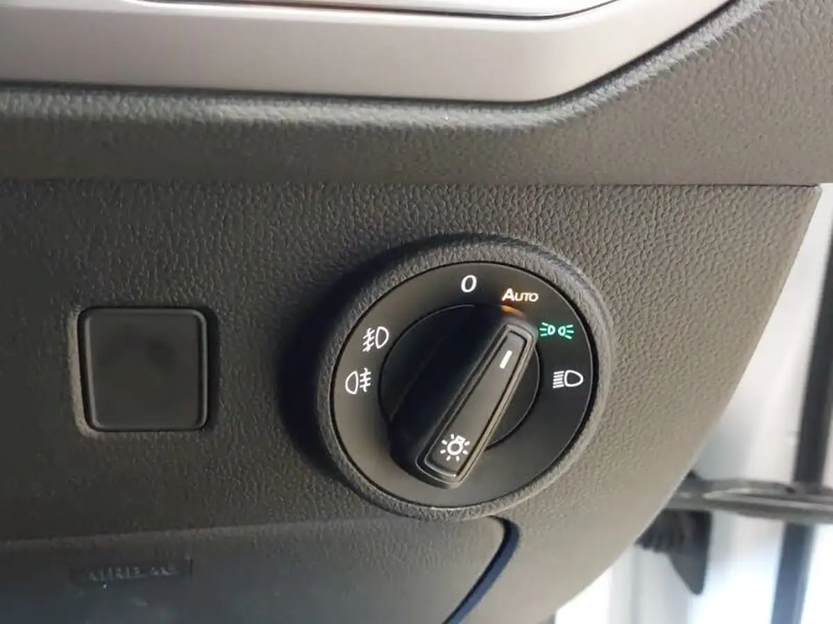 2024-seat-ateca-15-ecotsi-fr-dsg-big-18