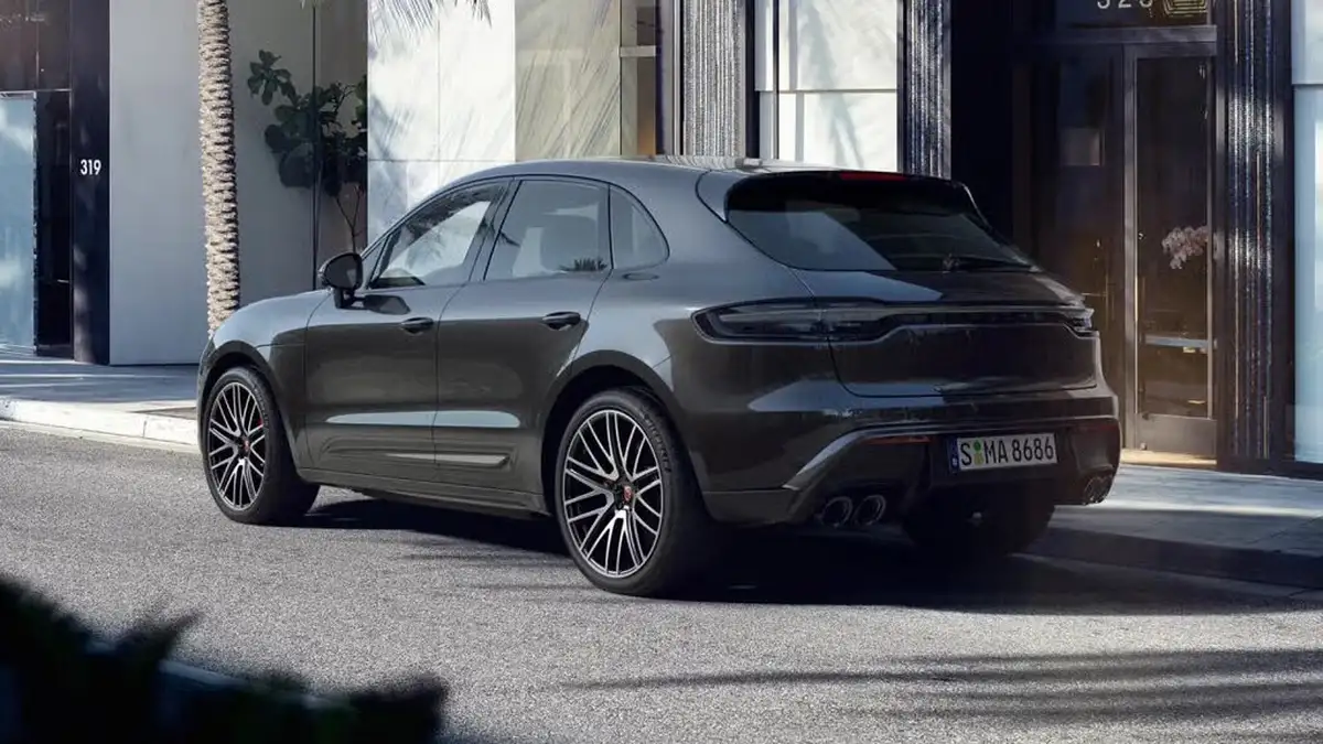 2025-porsche-macan-29-v6-s-big-2