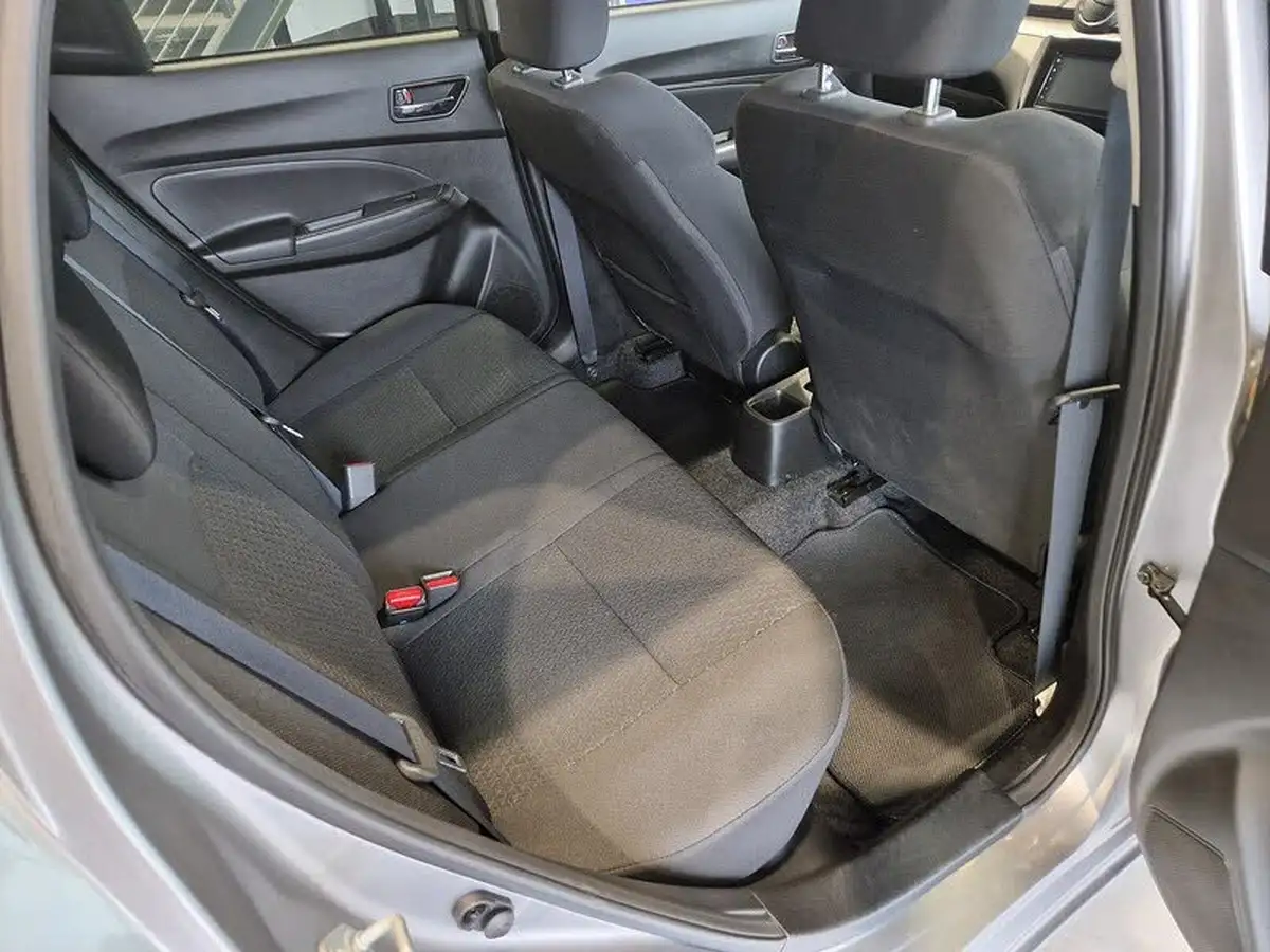 2022-suzuki-swift-12-dualjet-sz5-big-15