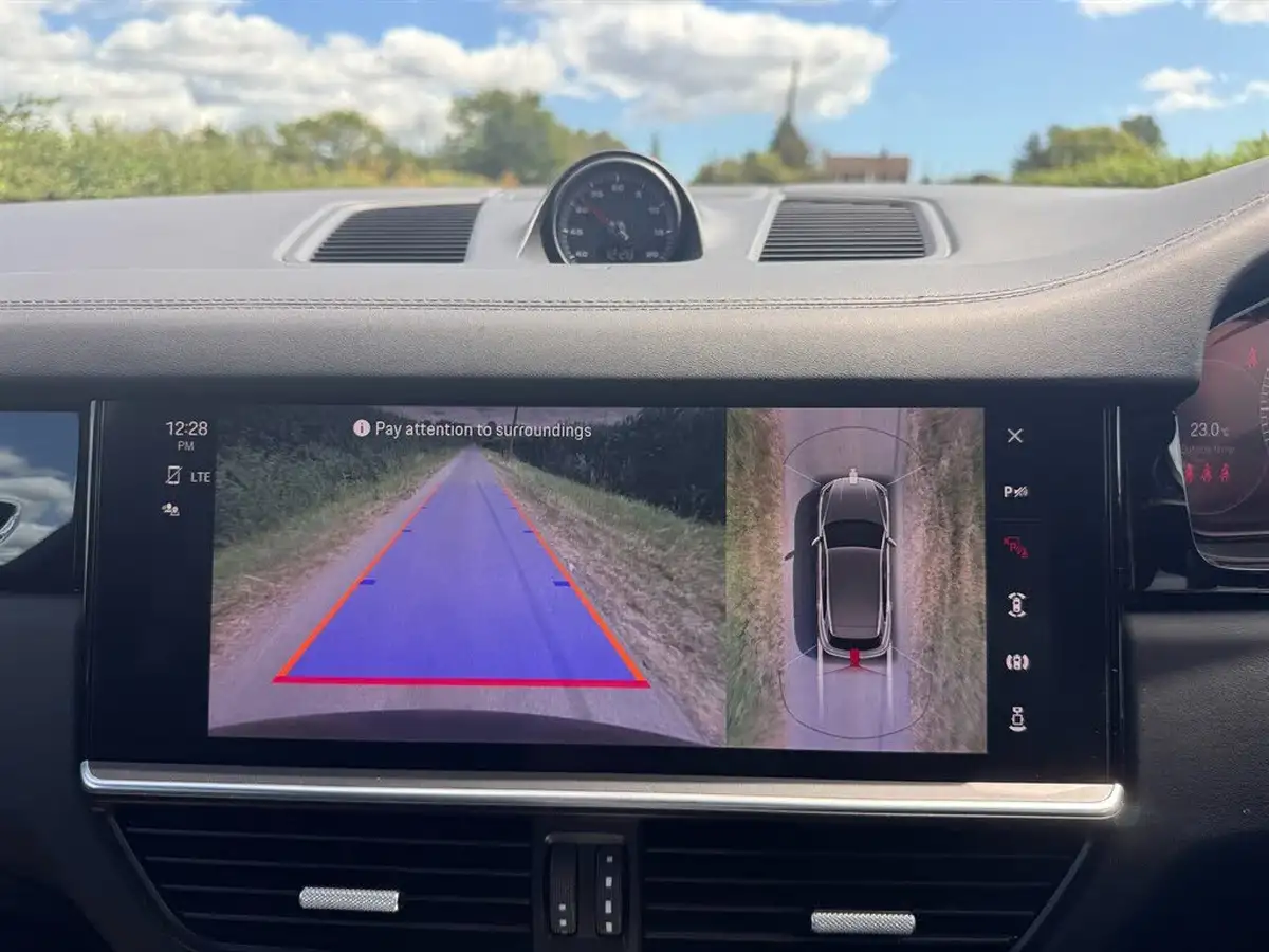 2021-porsche-cayenne-30-v6-station-wagon-big-20