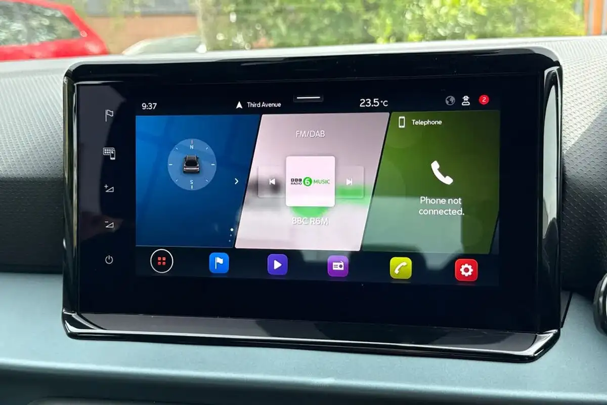 2025-seat-arona-10-tsi-xperience-lux-dsg-big-15