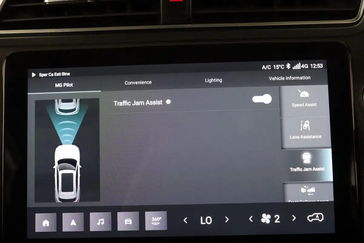 2022-mg-zs-suv-e-trophy-connect-ev-156ps-long-range-big-35