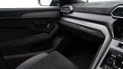 2024-lamborghini-urus-40-no-trim-small-39