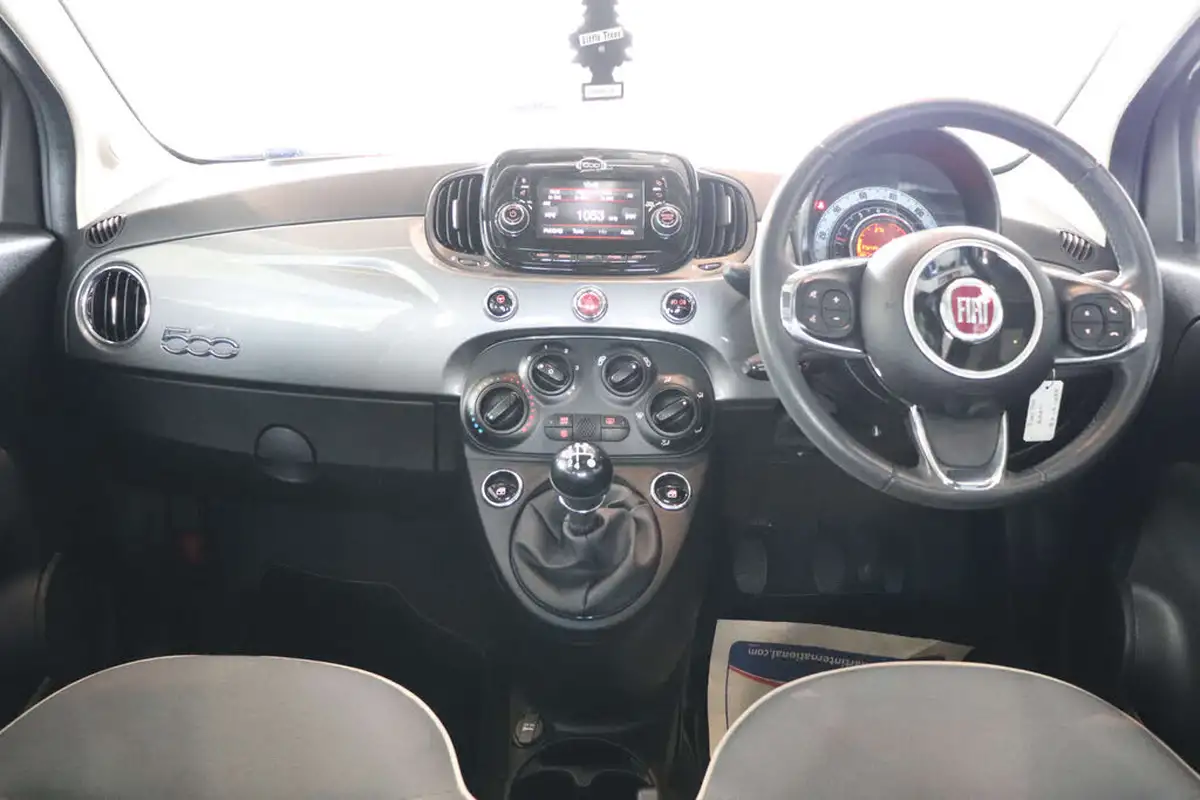 2019-fiat-500-12-lounge-ss-big-13