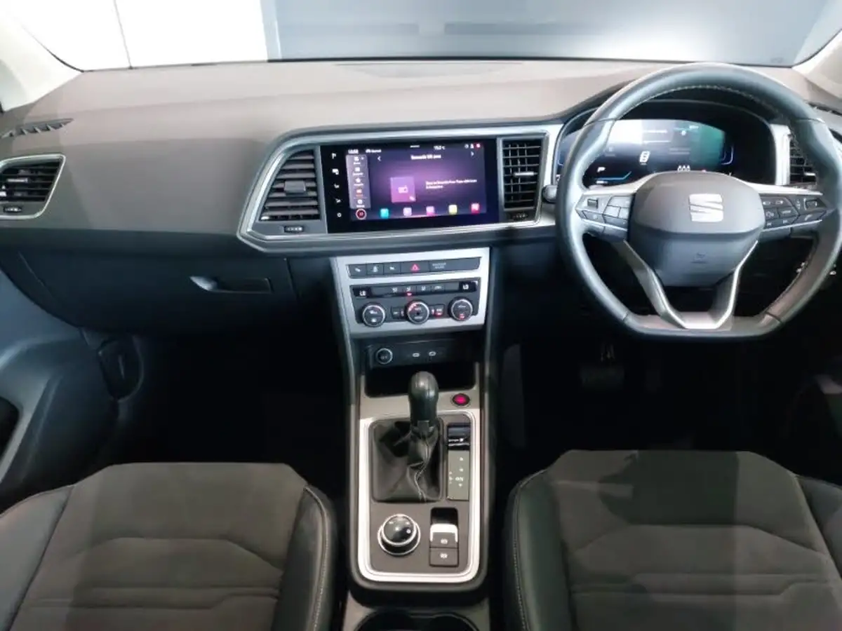 2023-seat-ateca-15-ecotsi-xperience-dsg-big-2
