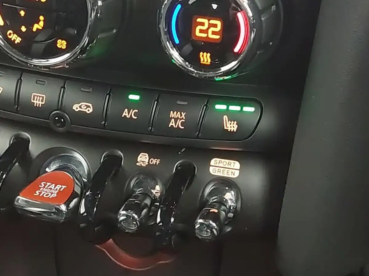 2021-mini-cooper-20-john-cooper-works-hatchback-3d-auto-big-17
