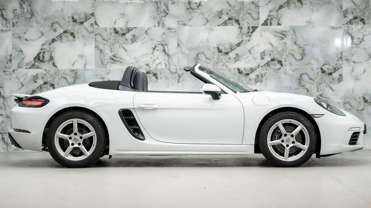 2024-porsche-boxster-718-20-boxster-big-8