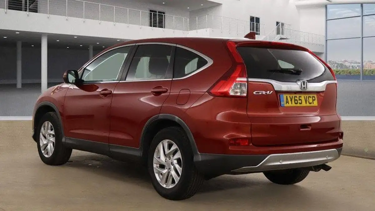 2015-honda-cr-v-16-i-dtec-se-honda-connect-with-navi-dasp-160ps-4x4-auto-big-2