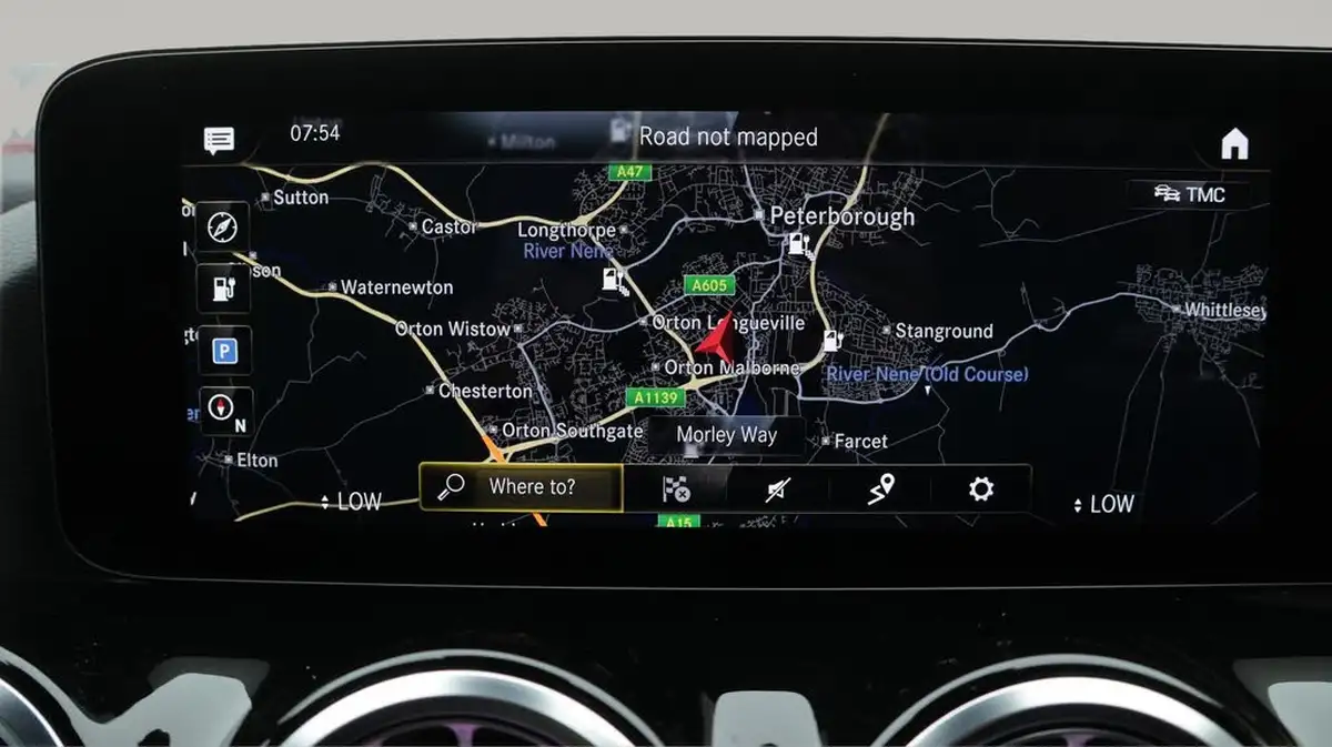 2023-mercedes-benz-eqa-e-eqa-300-amg-line-big-11