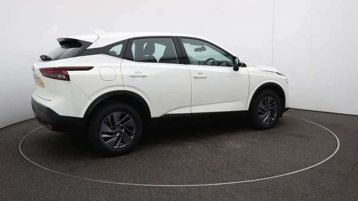 2023-nissan-qashqai-13-dig-t-acenta-premium-140ps-big-44