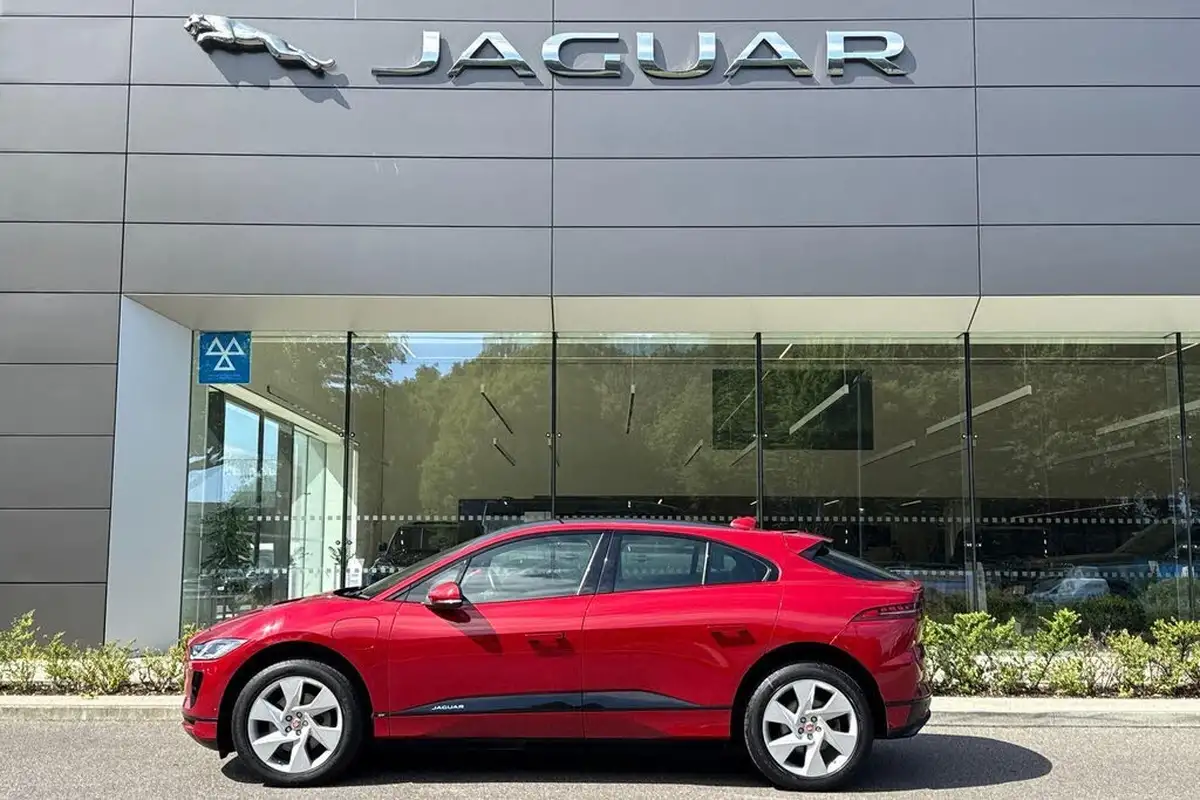 2019-jaguar-i-pace-ev400-se-big-6