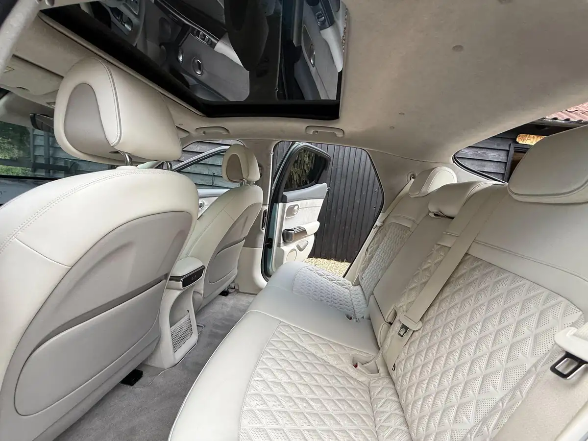 2022-genesis-gv60-e-sport-plus-big-52