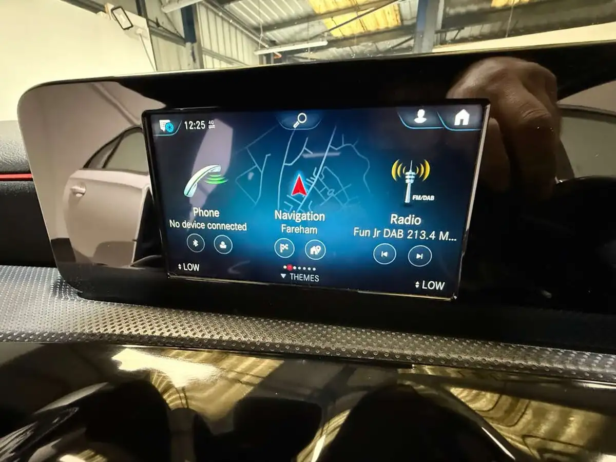 2019-mercedes-benz-a-class-20d-a200d-amg-line-hatchback-5d-big-27