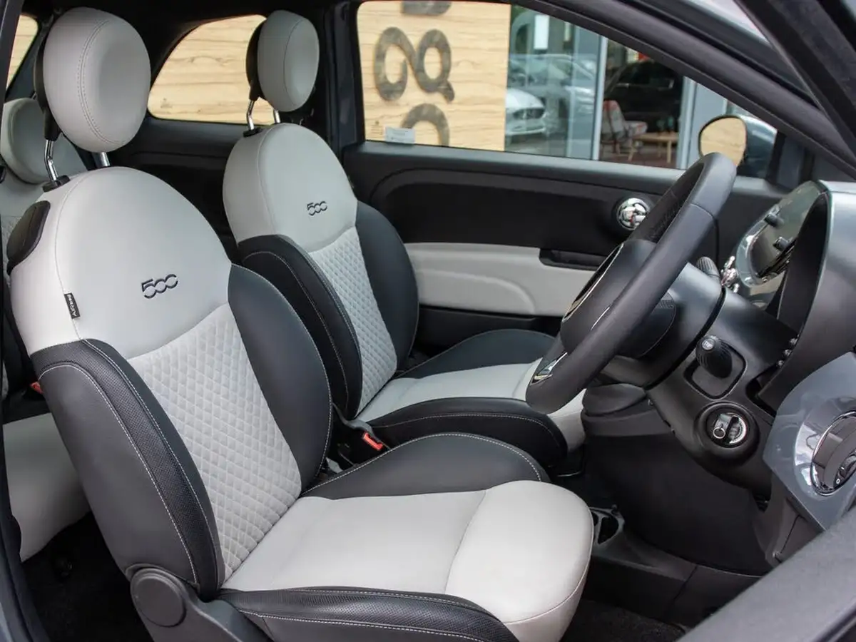 2022-fiat-500-10-dolcevita-big-29