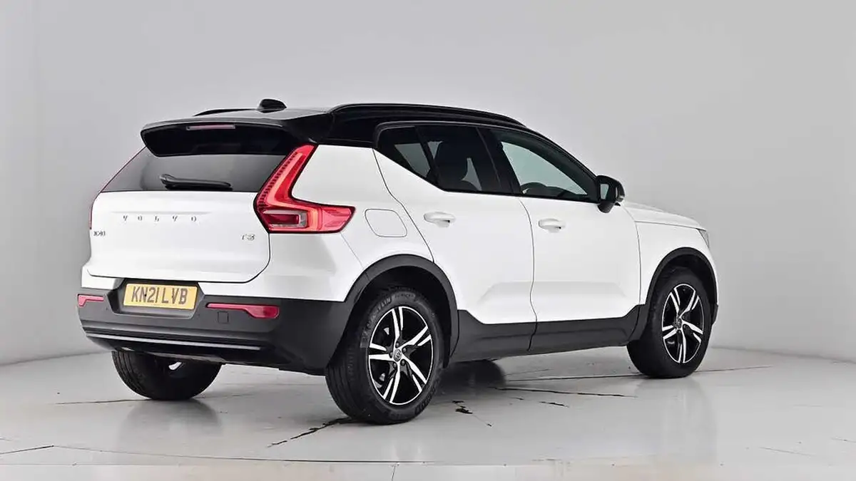 2021-volvo-xc40-15-t3-r-design-161bhp-big-73
