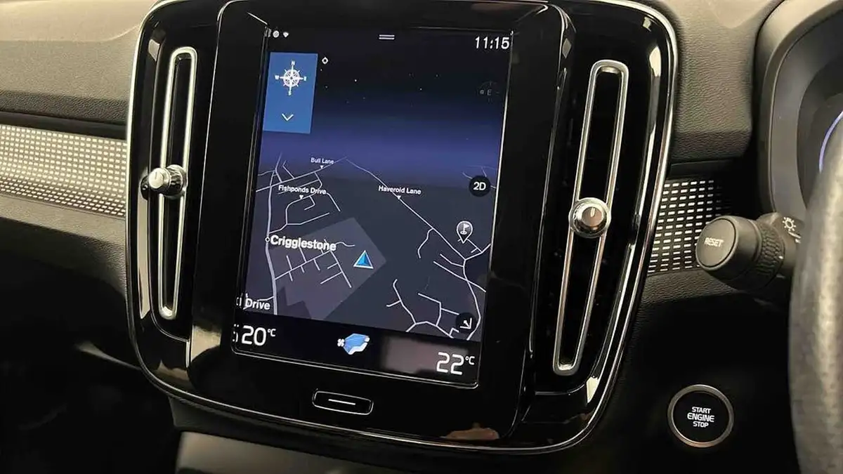 2021-volvo-xc40-15-t3-r-design-161bhp-big-21