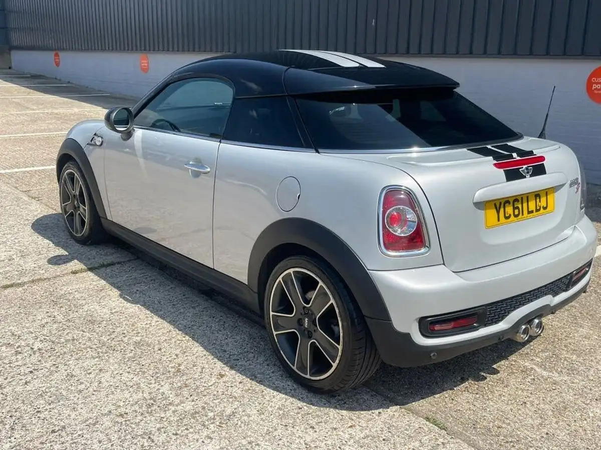 2011-mini-cooper-20td-cooper-sd-avenue-coupe-3d-auto-big-25