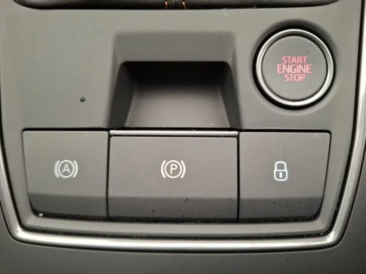 2024-cupra-leon-nf-15-tsi-v1-hatchback-big-15