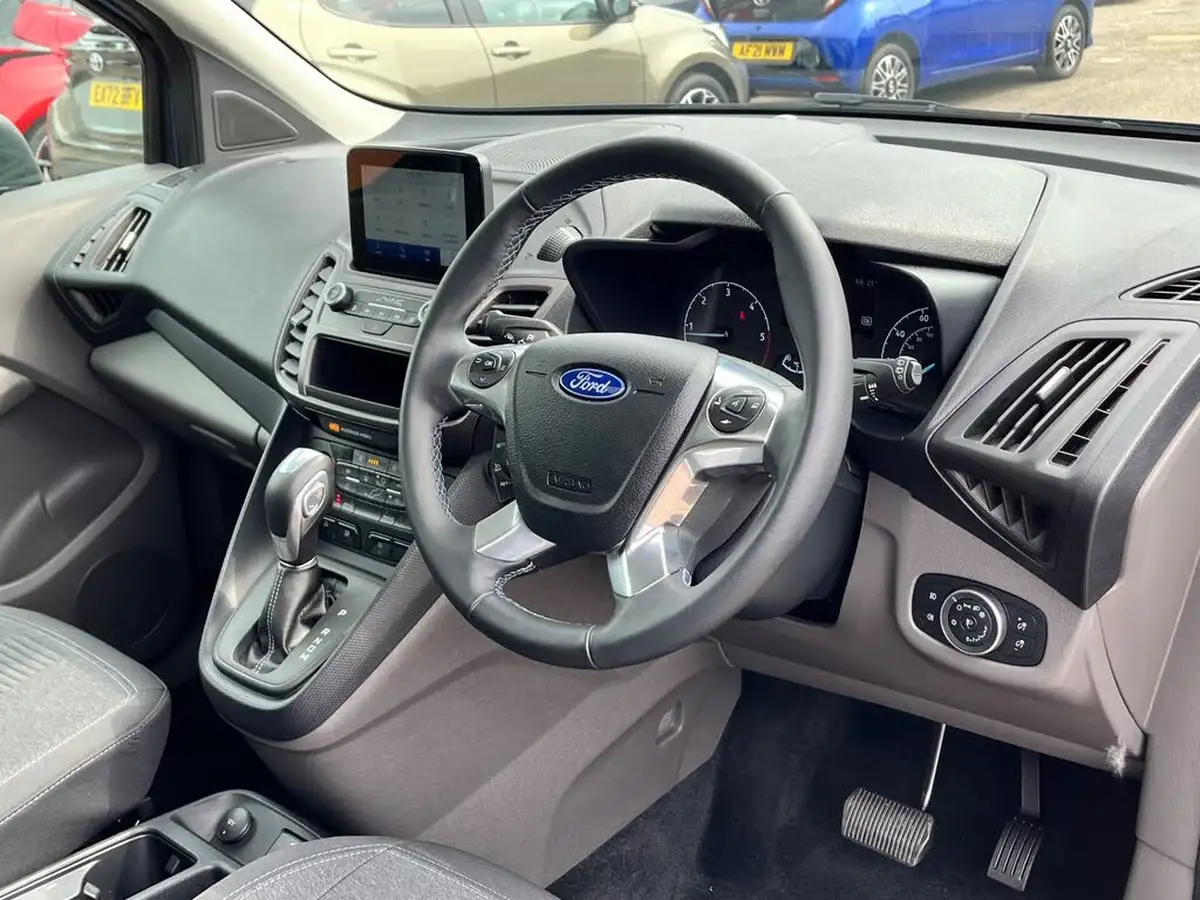 2022-ford-grand-tourneo-connect-15-active-120ps-ecoblue-1499cc-powershift-big-20