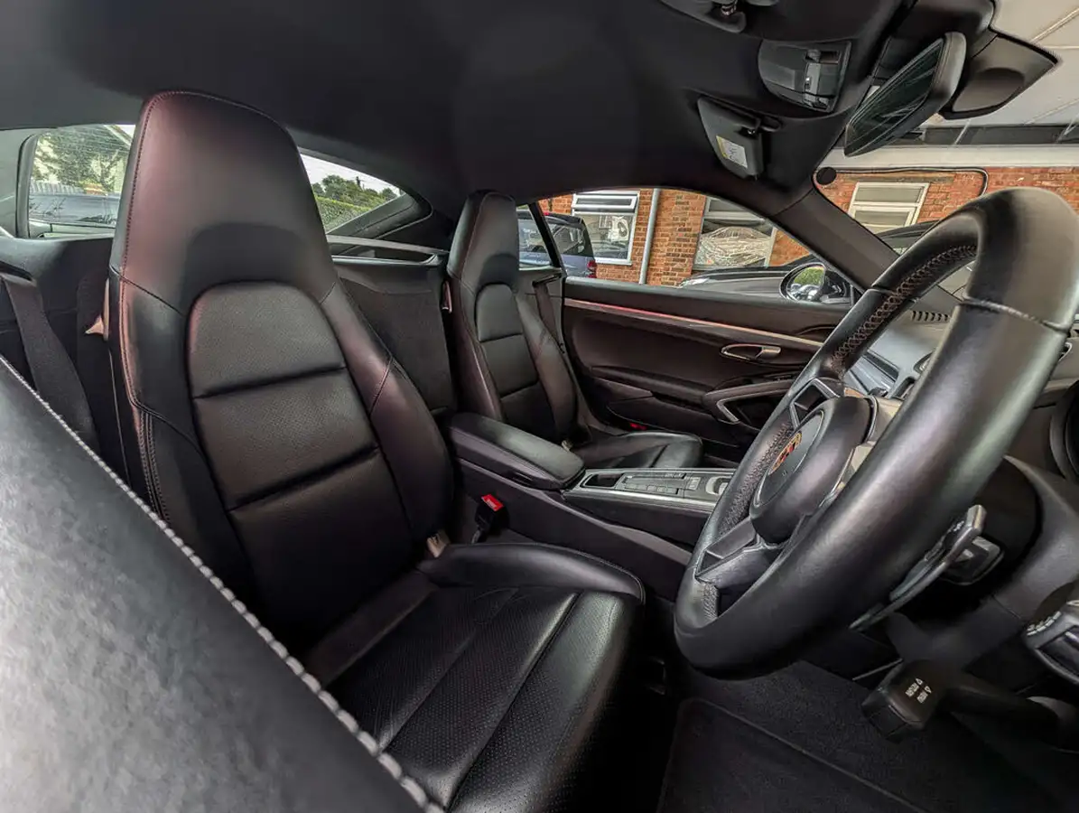 2020-porsche-cayman-718-20-cayman-pdk-big-21