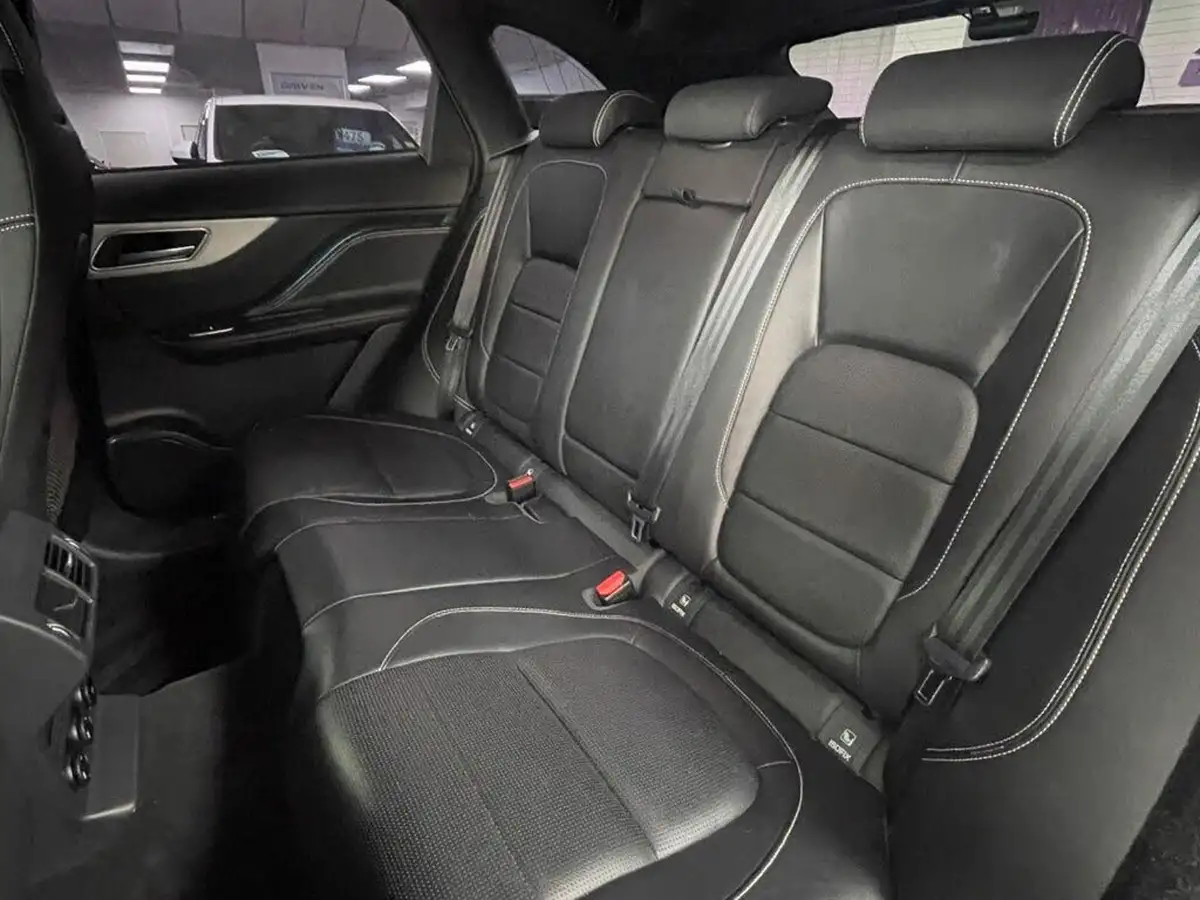 2019-jaguar-f-pace-20-i4d-r-sport-180ps-awd-auto-big-28