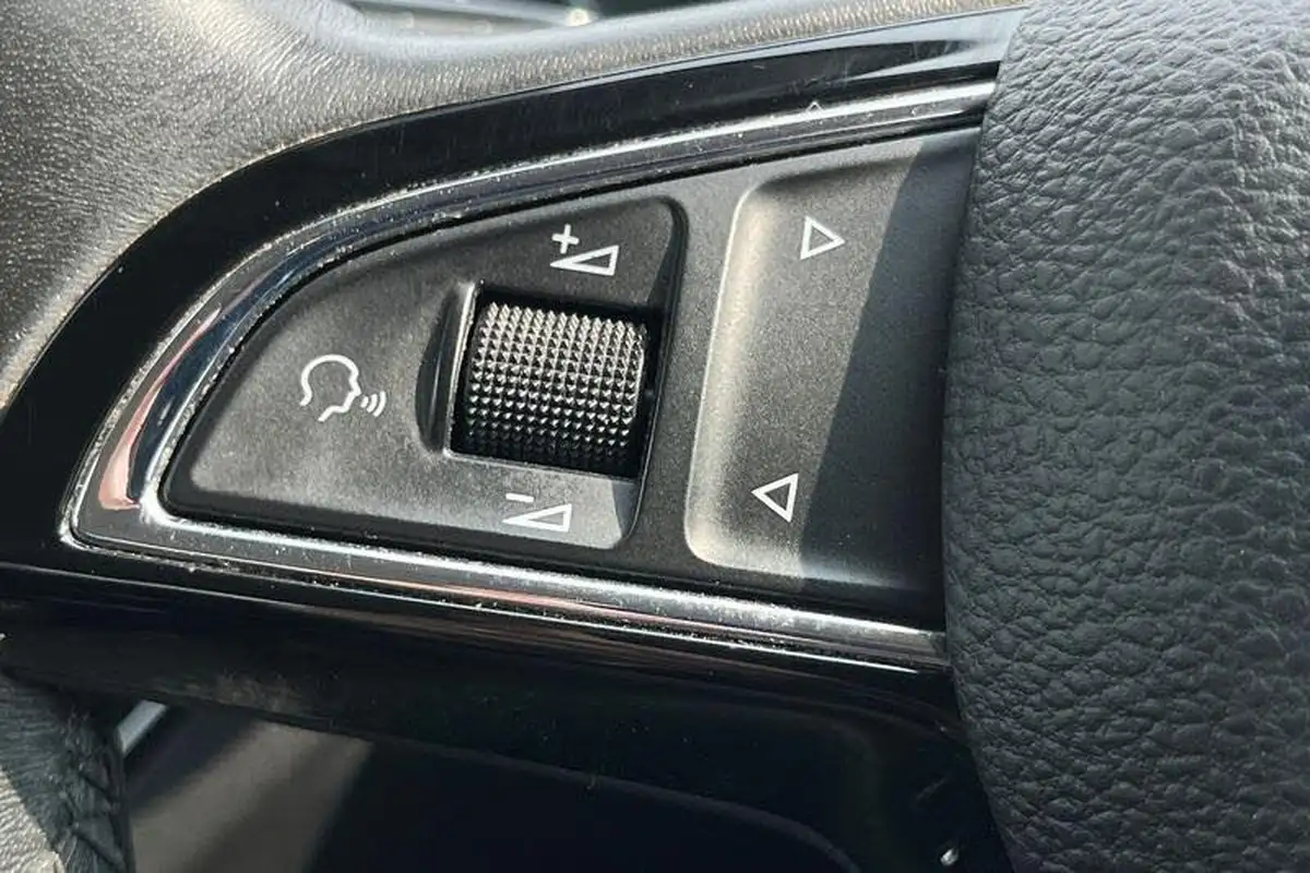 2020-skoda-kamiq-15-tsi-se-big-24