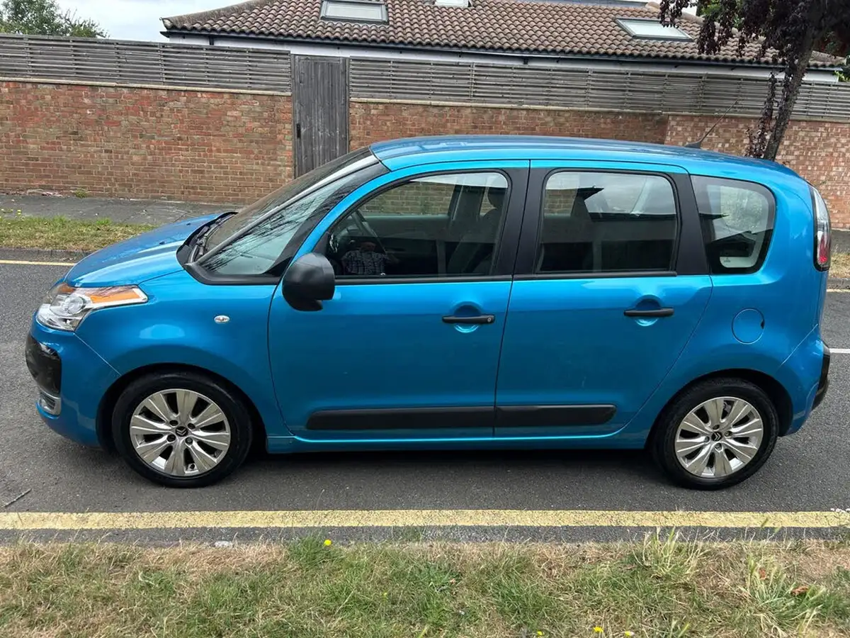 2009-citroen-c3-picasso-16hdi-vtr-big-4