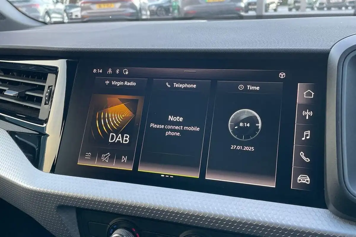 2023-audi-a1-10-30-tfsi-s-line-big-18
