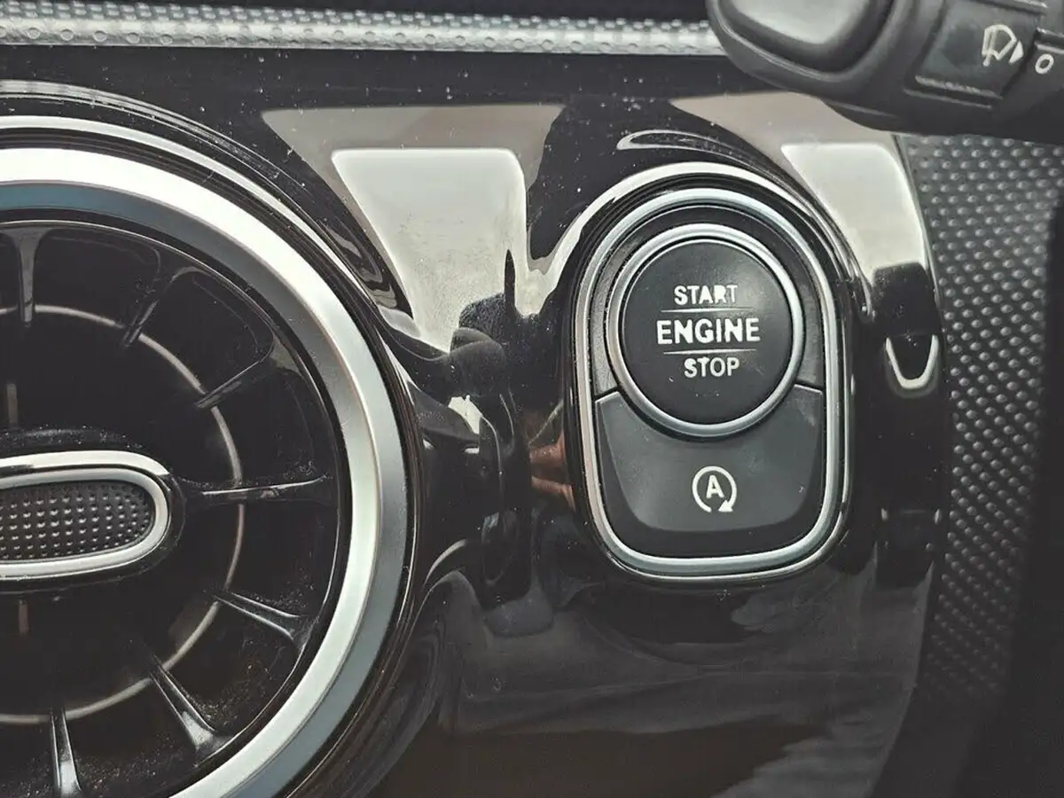 2019-mercedes-benz-a-class-13-a180-amg-line-executive-hatchback-5d-7g-dct-big-25