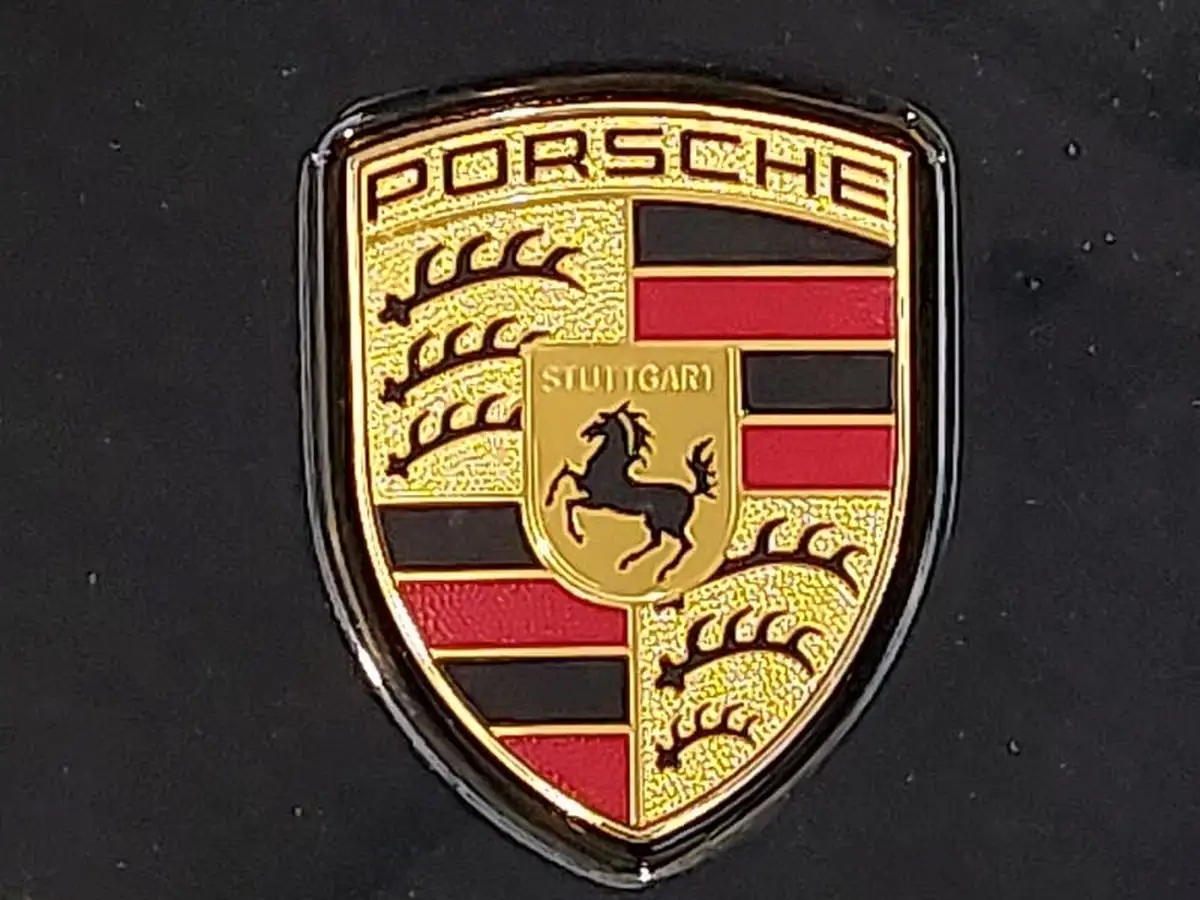 2022-porsche-taycan-e-4s-530ps-big-11