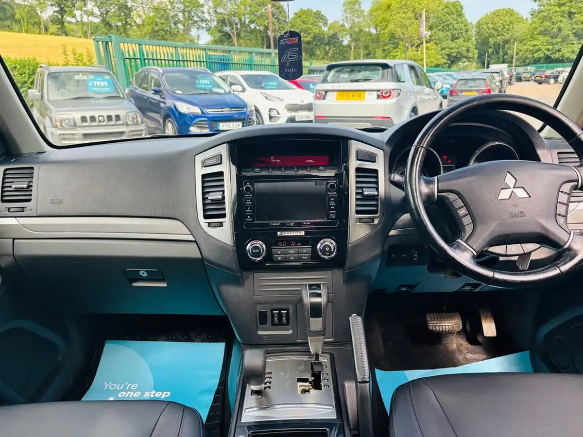 2018-mitsubishi-shogun-32td-sg3-big-20