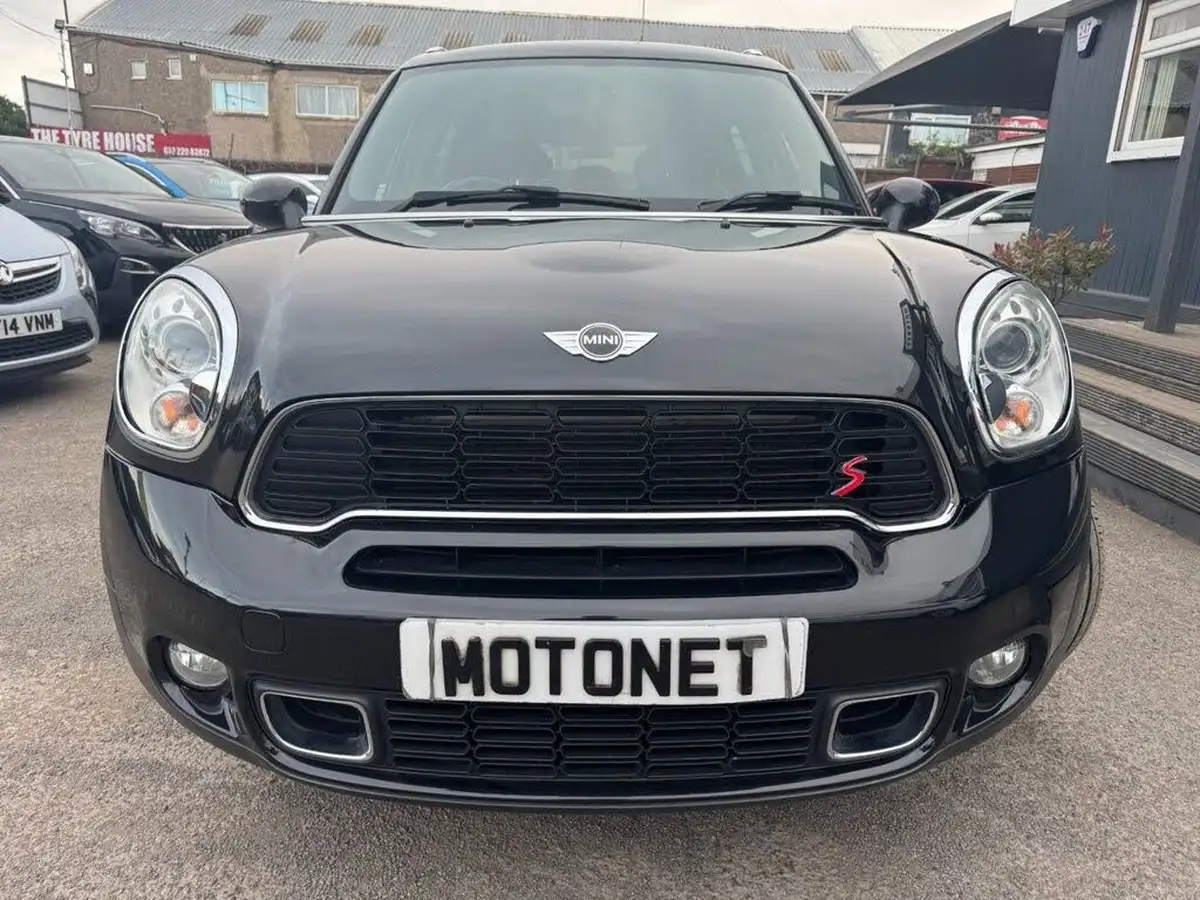2011-mini-countryman-16-cooper-s-190bhp-all4-big-7
