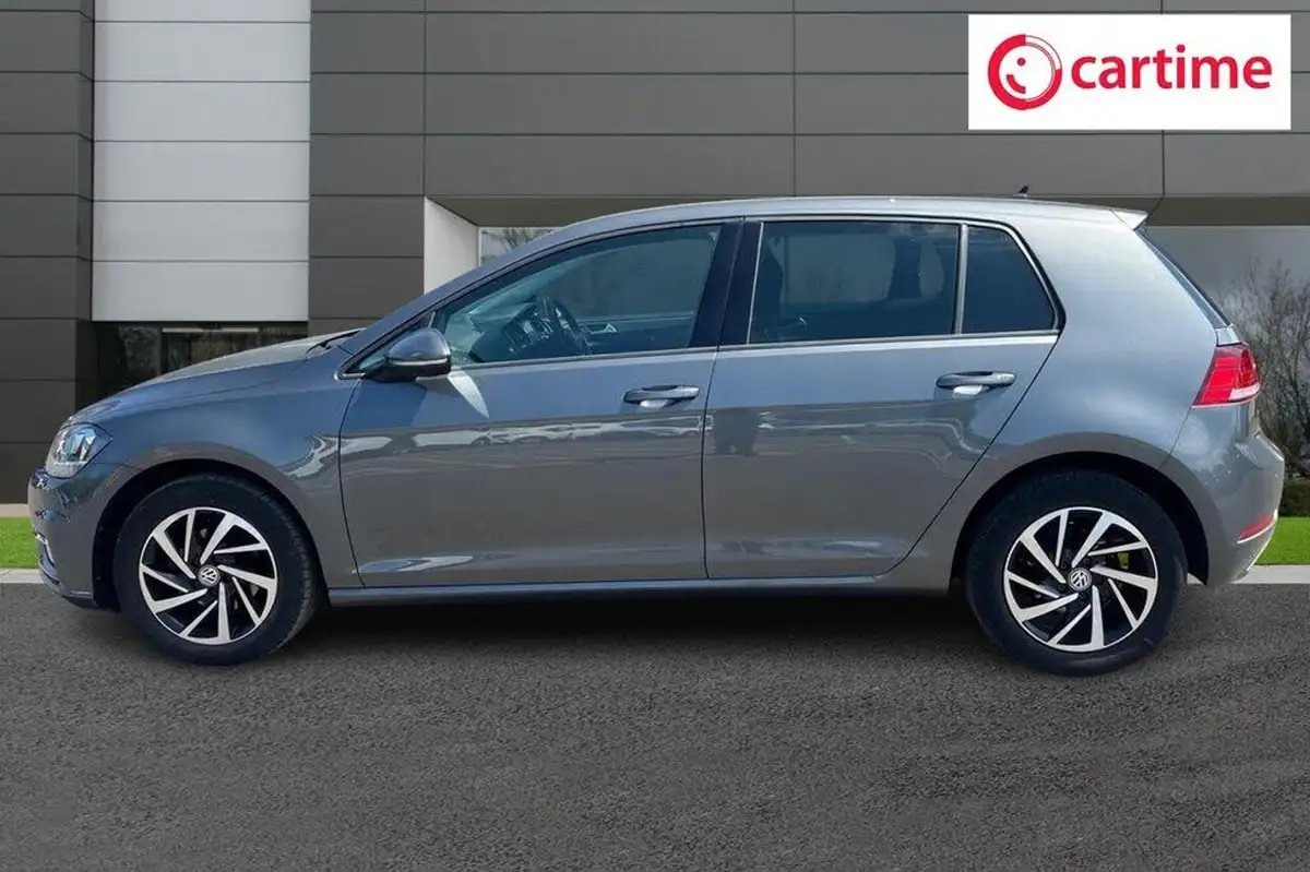 2019-volkswagen-golf-10-tsi-match-hatchback-5d-big-2