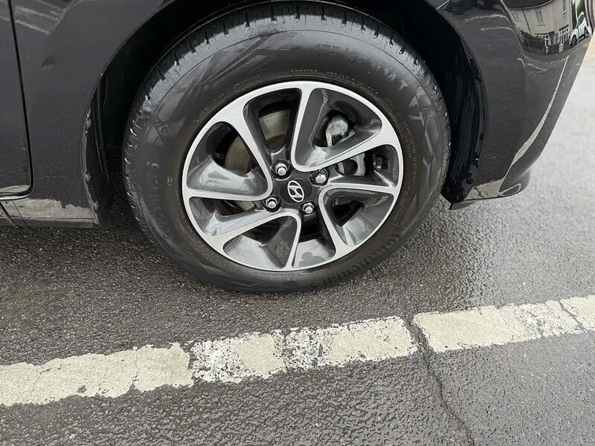 2018-hyundai-i10-10-go-se-66ps-big-8